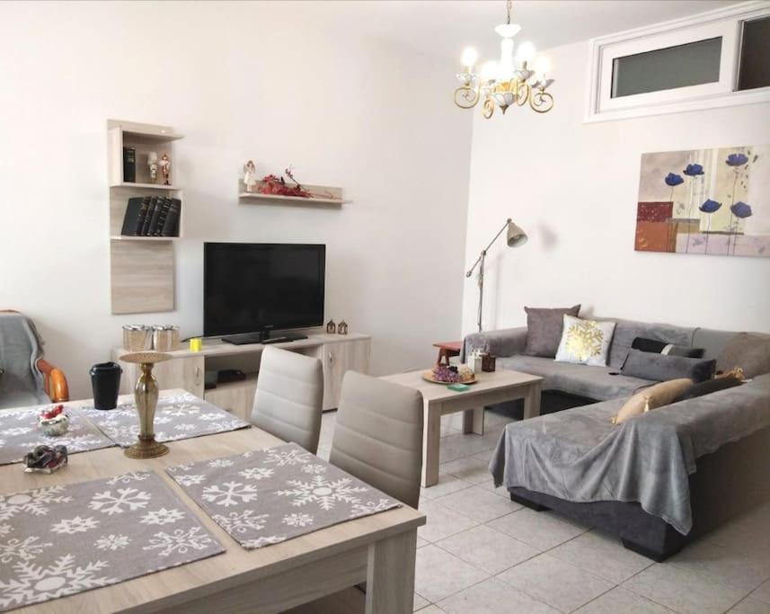 Vion Place Pilos 외부 사진